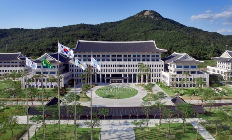 306344_307334_5717 (1).jpg